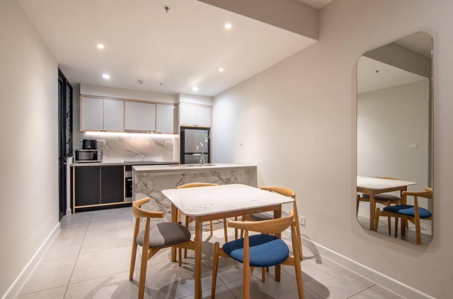 Luxury 2 Or 3Br Apartment In Dist 1 N Pool, Gym, Airport Pickup Ho Chi Minh Zewnętrze zdjęcie