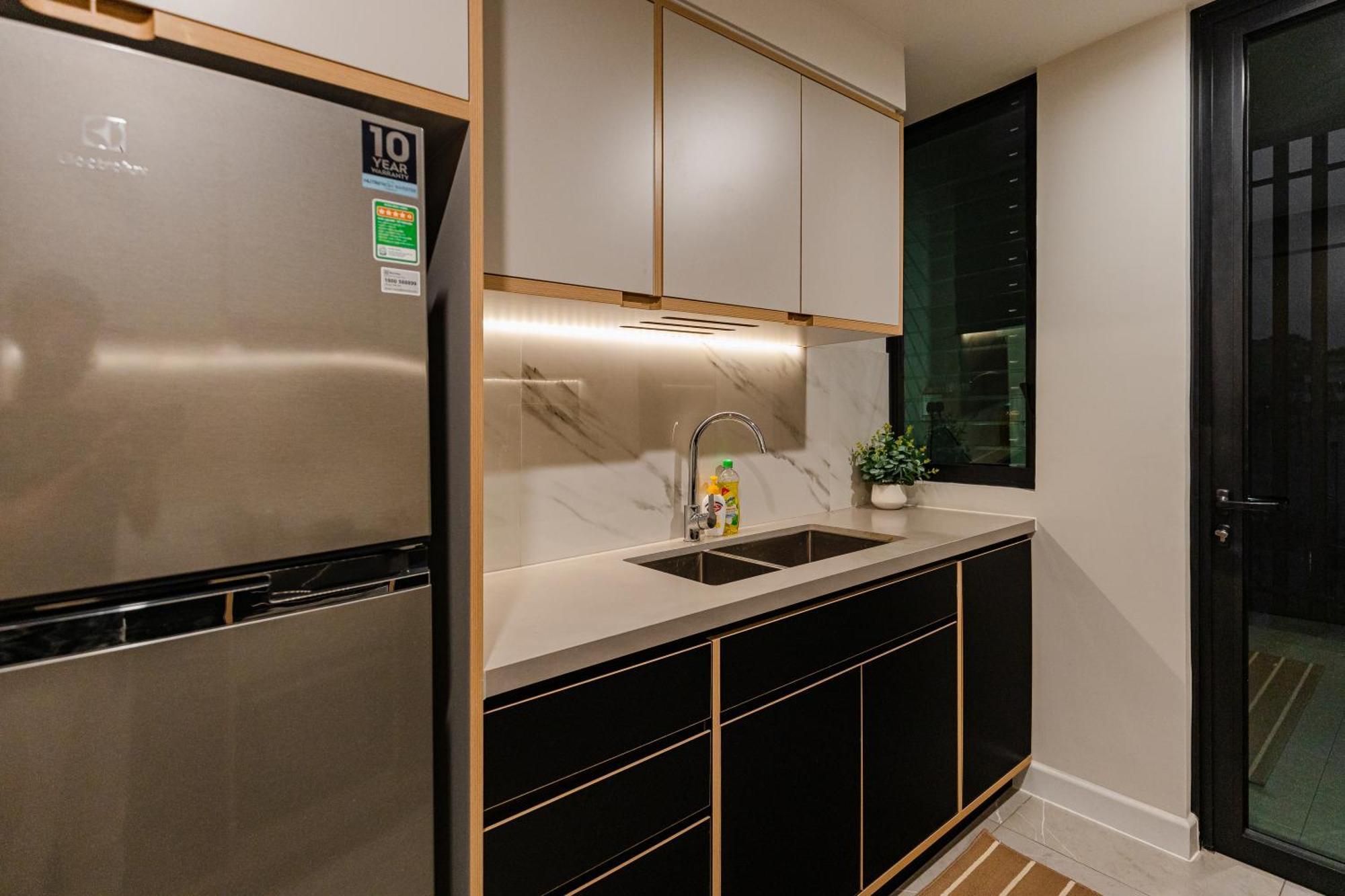 Luxury 2 Or 3Br Apartment In Dist 1 N Pool, Gym, Airport Pickup Ho Chi Minh Zewnętrze zdjęcie